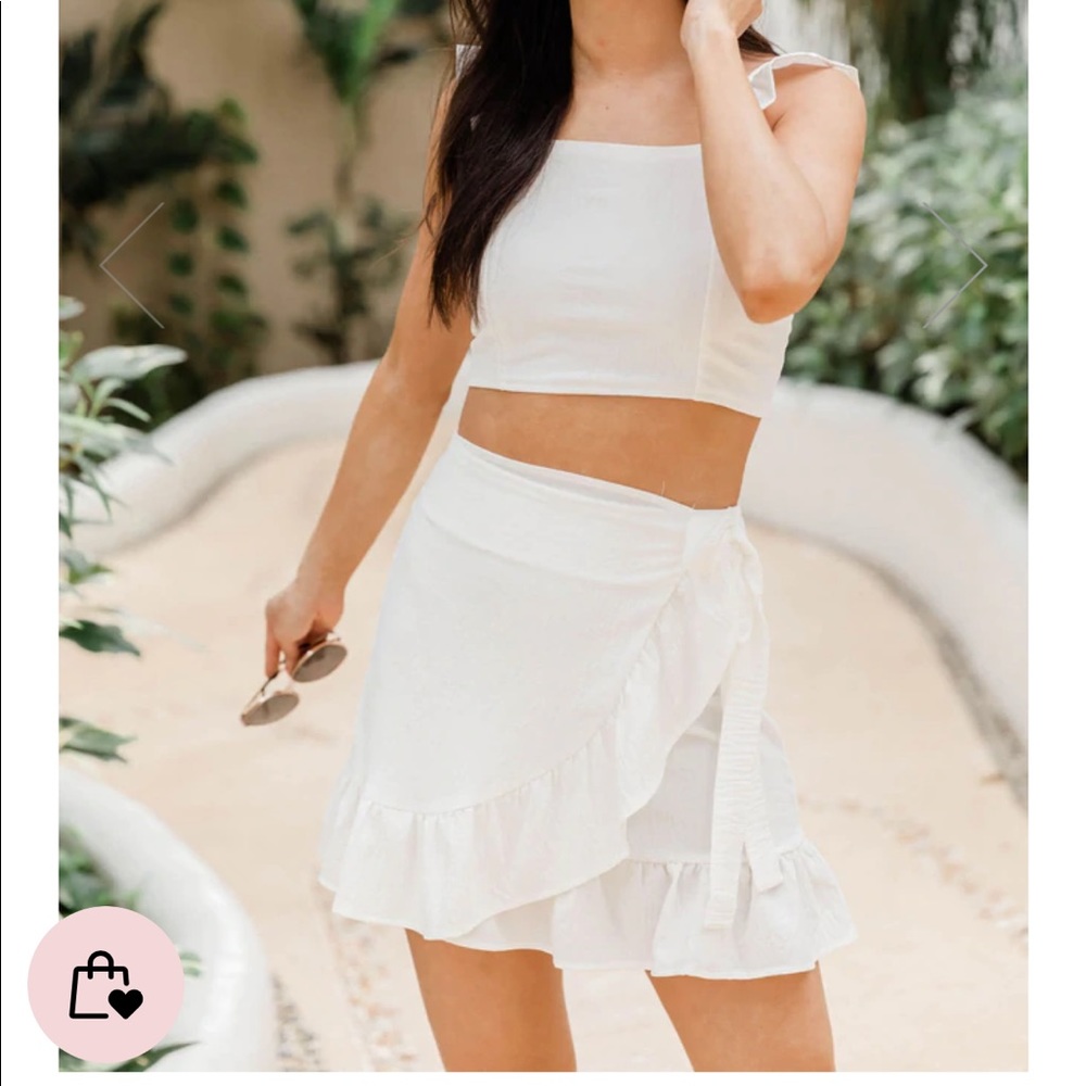 Pink Lily - MEANT TO BE WHITE TWO PIECE SET